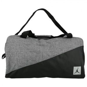 Nike Jordan Duffel Bag Travel Duffle Gym Gear NWT